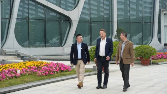 对话广州开发区“洋”总监贺励平：打造营商环境，文化差异是最大难题