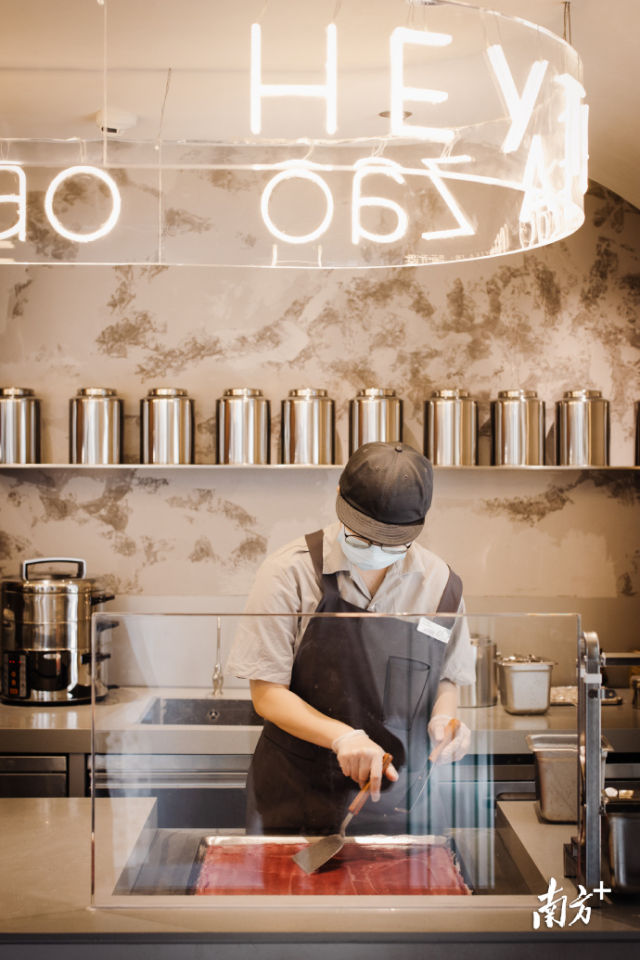 喜茶手造店。图源喜茶微博