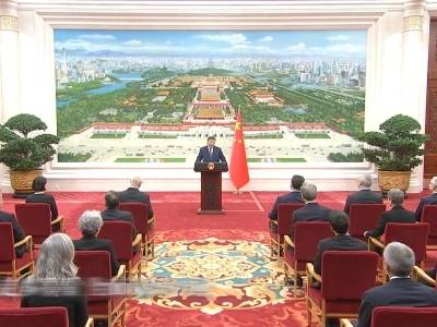 习近平：希望各位大使多走走多看看，全面认识中国
