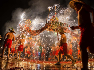 下个月的今天就是除夕！买广货、看村晚、逛花市，广东与你相约最长春节假期