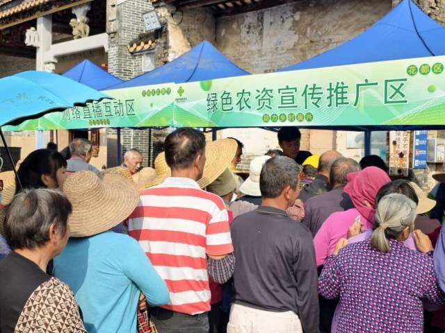 花都区供销合作社联合社与赤坭镇人民政府联合举办赤坭镇“白石红薯丰收节”现场