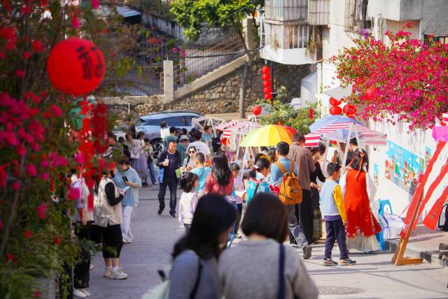 老城底蕴、新春主题与City Walk动线设计深度融合