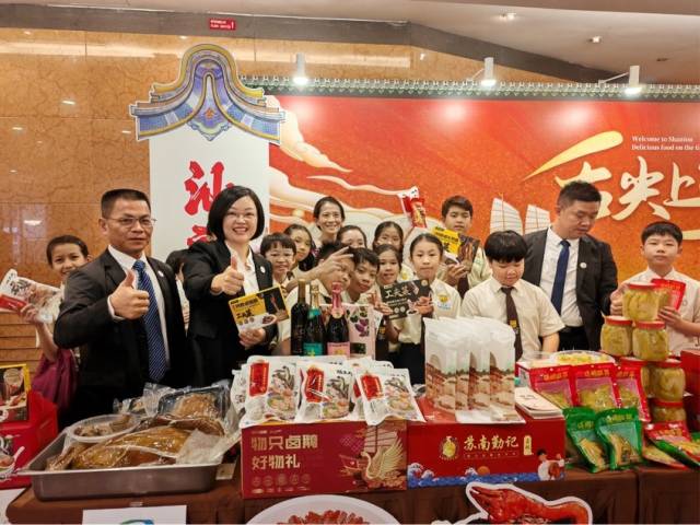 汕头狮头鹅在马来西亚开展品牌推介。