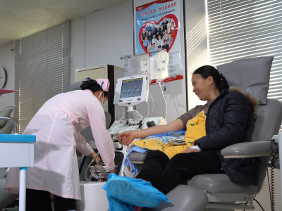 200次献血，她在这条无偿献血路上走了超30年