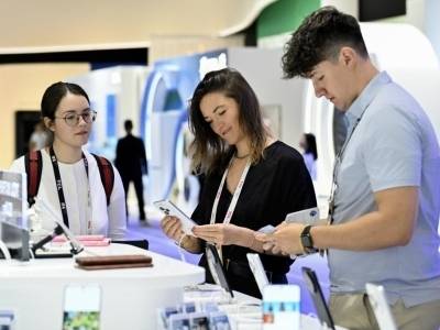 全球手机销售近1/4东莞造！起底“世界工厂”硬实力｜广货行天下