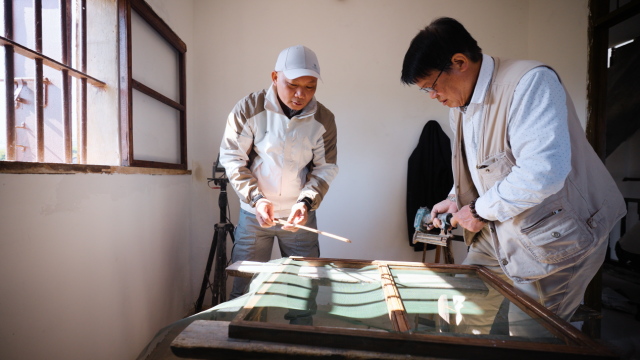 通过修复活化侨房，张小明也成为乡愁的修复者。