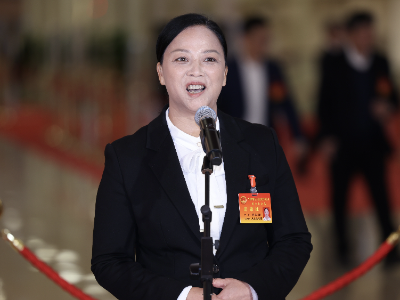 市人大代表邓彩联：二十多年农技“傍身”，为乡亲办实事｜2026广州两会