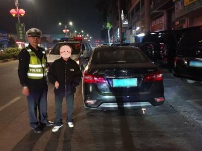 视频｜儿子无证驾驶母亲报警，江门一16岁少年被处罚
