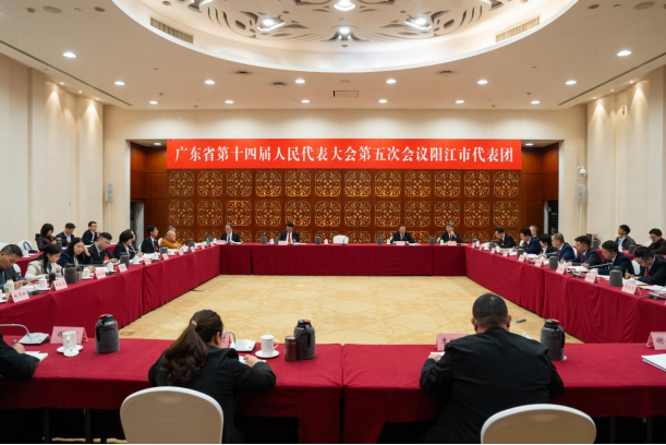 会议现场 谭家富 摄