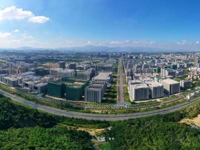 广东省十四届人大五次会议举行首场记者会，五部门聚焦“增创新优势 实现新突破”答记者问