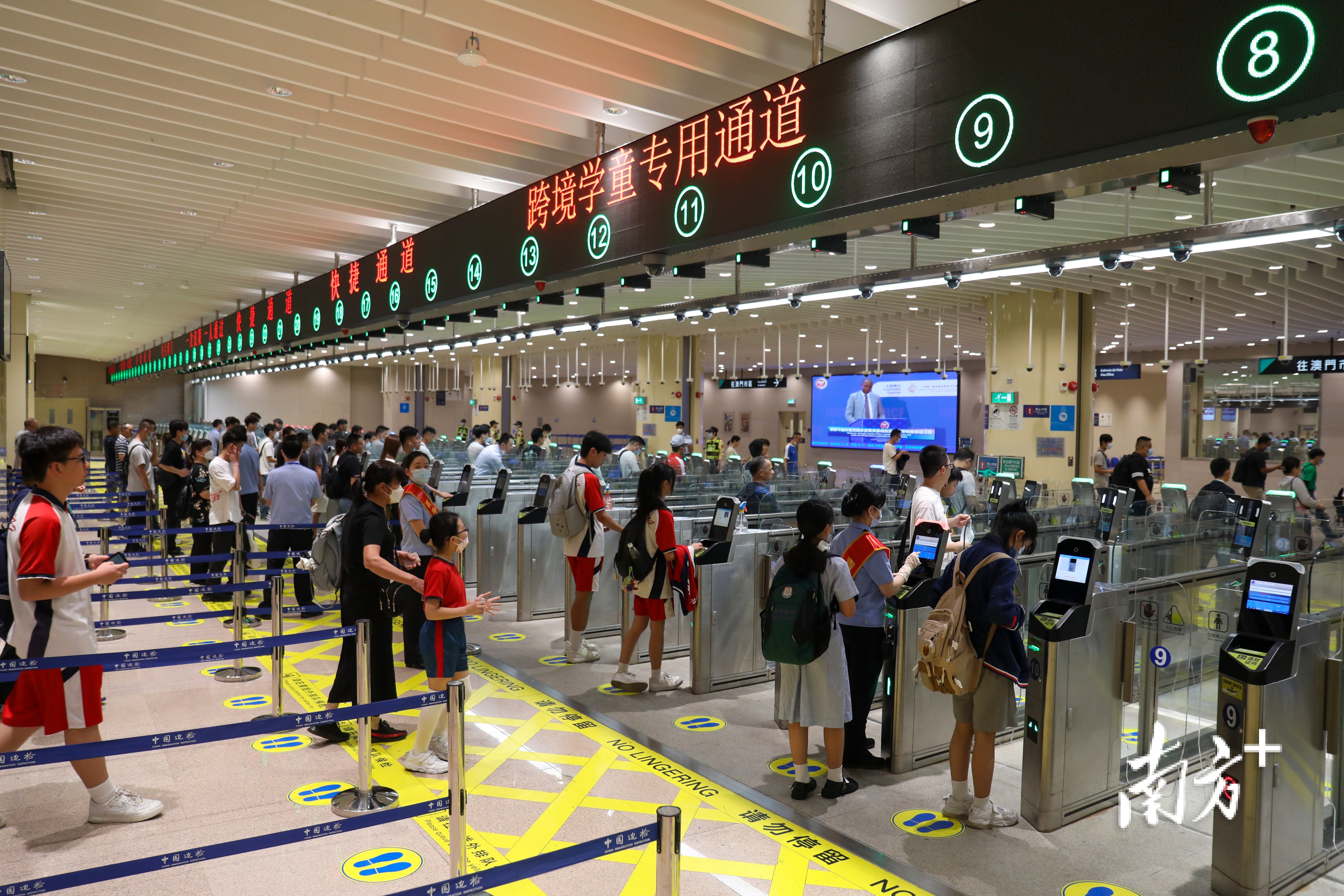 跨境学童专用通道。南方+记者 钱文攀 摄