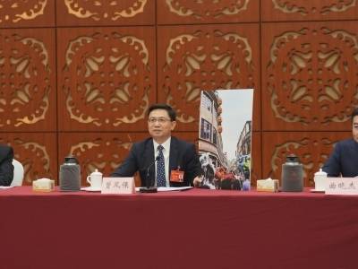 市委书记把揭阳古城“搬到”两会现场，请大家来揭阳开心过大年|快看两会
