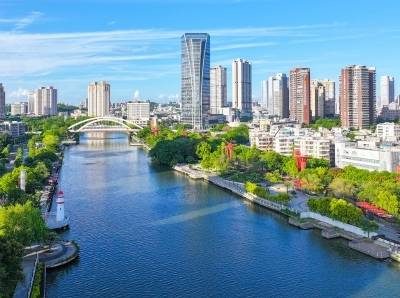 省政协委员、广州黑石数码科技有限公司董事长李震霄：优化绿地建设，打造高品质城市生活空间