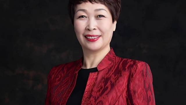 双面柴琇：“奶酪女王”退场，江湖事未了｜产业面孔