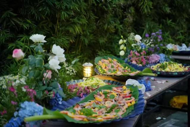 以花为主题的宴席