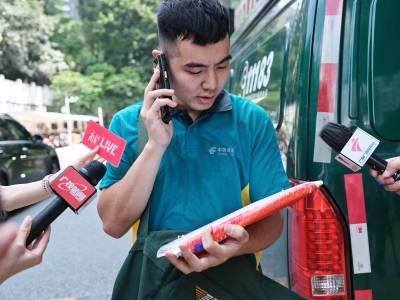 省政协委员，中国邮政集团有限公司广东省分公司党委书记、总经理陈智泉：推动“快递进村”全面落实