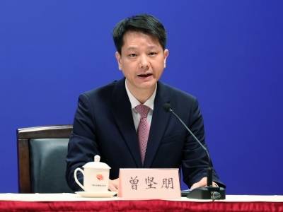 东莞市常务副市长曾坚朋：大力发展以人工智能为主的科技型创新型产业