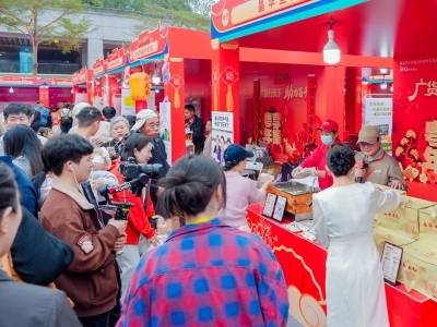 “粤享年集”深圳开市，上百款汕头特色产品集中亮相丨广货行天下