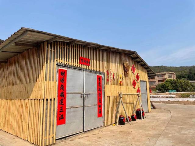 民居“微整形”。