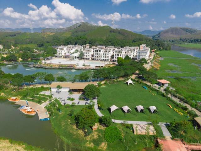 上良民宿全景。