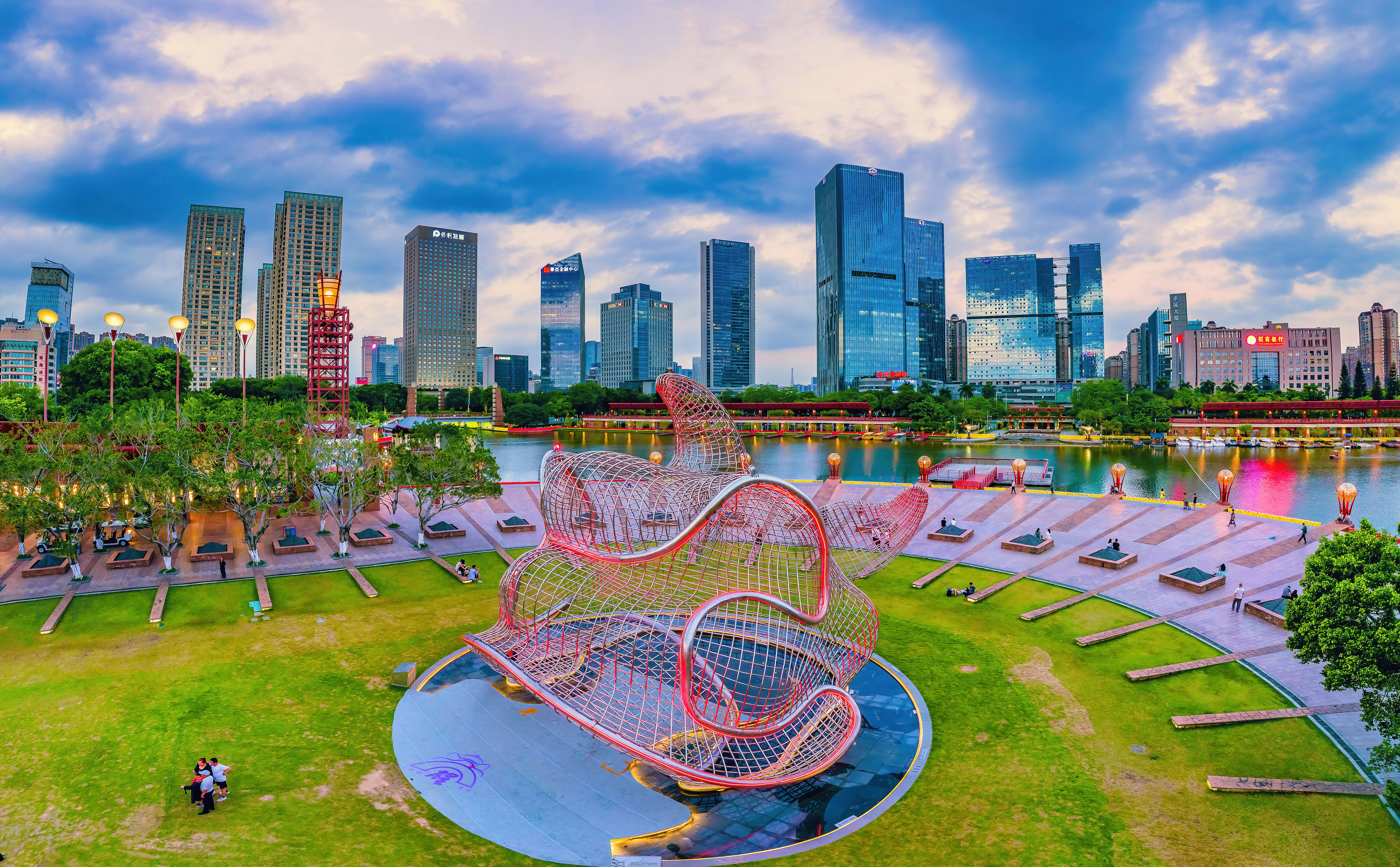 桂城千灯湖。&nbsp; 赖长杰 摄