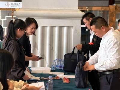 政协委员报到！茂名进入2026两会时间