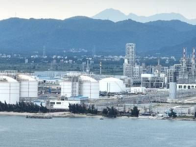 茂名“五链共建”突围记 ｜砥砺五年 茂名向新③