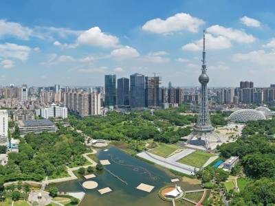 佛山近3亿预付投诉，政协委员建议公证提存监管｜聚焦两会