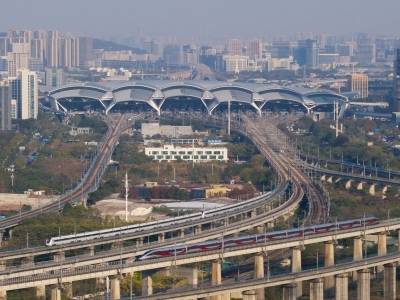 春运首日，广东全省跨区域人员流动量2875.25万人次