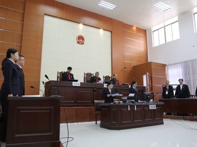 服务大局、司法为民，肇庆法院2025收结案数均超10万，创历史新高