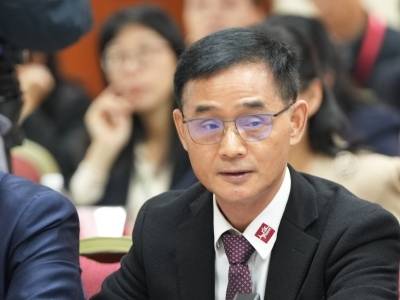 惠州市人大代表周俊雄：对准工艺难题，走实惠州人工智能与机器人产业发展路