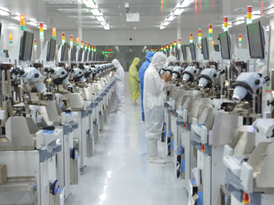 东莞市工信局：锚定“智创优品、和美宜居”，东莞工业“十五五”向新而行 | 东莞两会·权威访谈