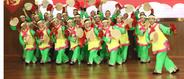 采茶行当演绎客家风情