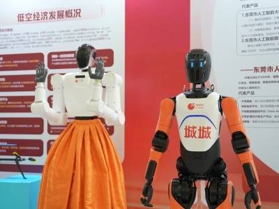 “莞货”行天下！既能守住烟火气，也能玩转高科技｜南方莞评·两会特辑
