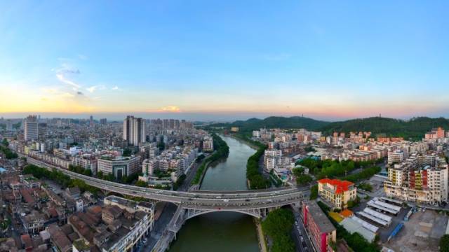 “今天的江门，正处在历史以来最好的发展时点”｜江门两会