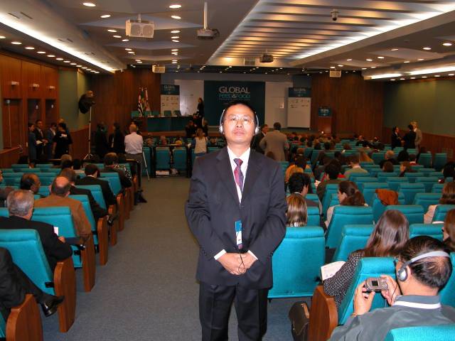 2005年，天科生物副董事长高碧随同中国饲料工业协会参加巴西IFIF首届年会。