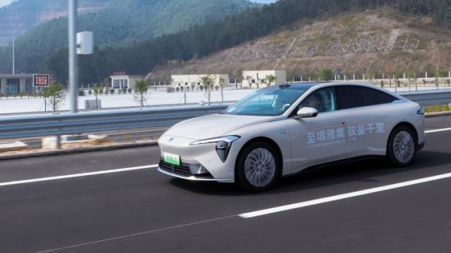 别克新能源加速转型之作，至境L7表现如何？|私+车探