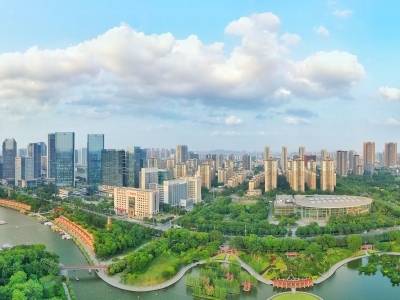 南海区发改局局长张家玉：变“新枢纽”蓝图为实景图