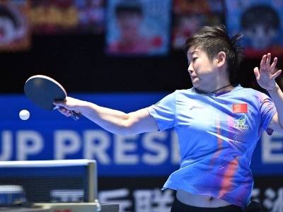 孙颖莎击败王曼昱，职业生涯首夺乒乓球亚洲杯女单冠军