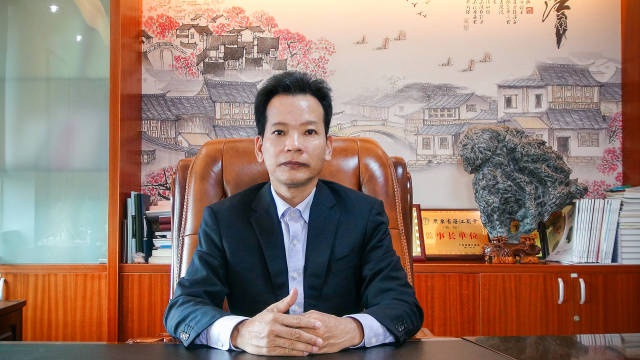 广州市饲料行业协会荣誉会长、旺大集团董事长钟世强