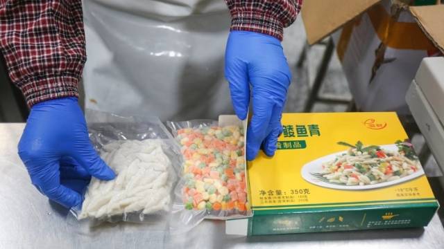 部分所谓的中央厨房制作菜肴，连预制菜标准都不符｜有风自南