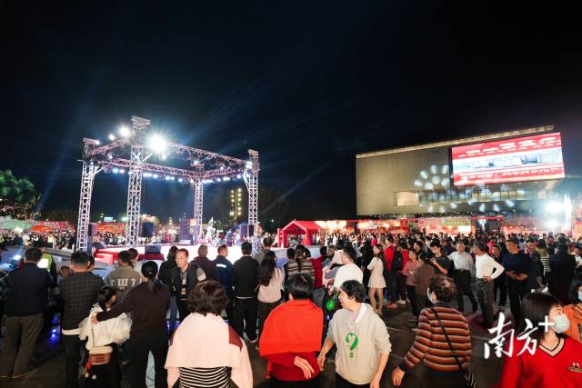 西樵需要的不只是景区客流,而是常态化的文化消费生态。 西樵需要的不只是景区客流,而是常态化的文化消费生态。