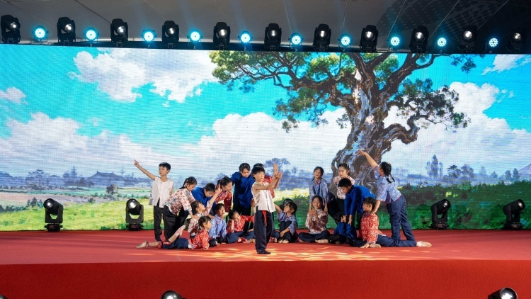 百年薪火映山厦！深圳平湖山厦社区“粤美村晚”红火开演