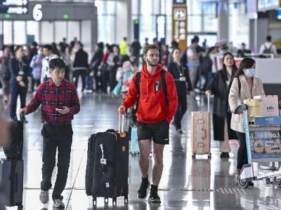 海南三大机场春节假期预计运送旅客191.5万人次