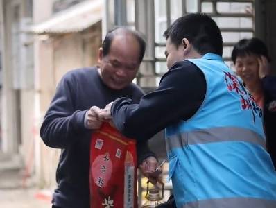 新春走基层｜博士驻村一年半，从“外来客”到“胶己人”