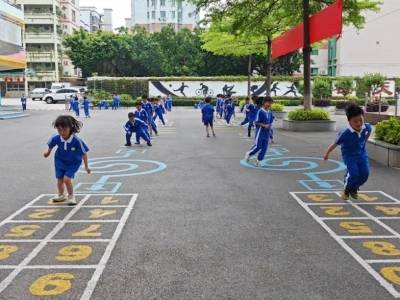 南海区教育局局长钟文川：从“金字招牌”迈向“发展引擎”