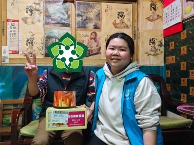 送福入户情暖万家，黄花岗街新春慰问暖民心