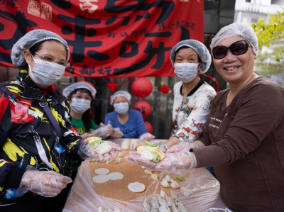 新春走基层 | 我在长者饭堂“拜师”学艺