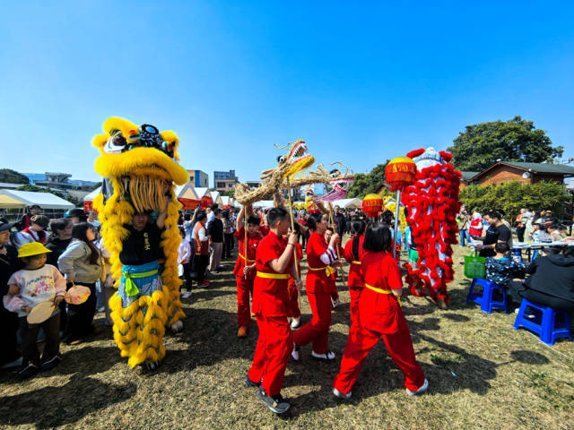 2026横沥镇“牛人游牛镇”春节旅游系列活动现场。图来自东莞广播电视台。