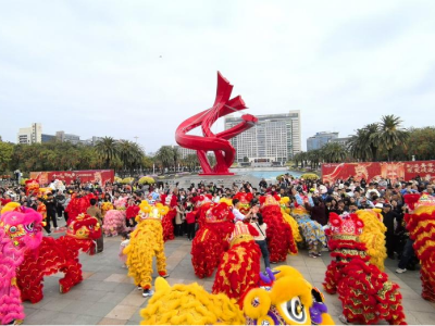 点灯祈福，百狮欢腾！东莞人的年初二，被这样“叫醒”了